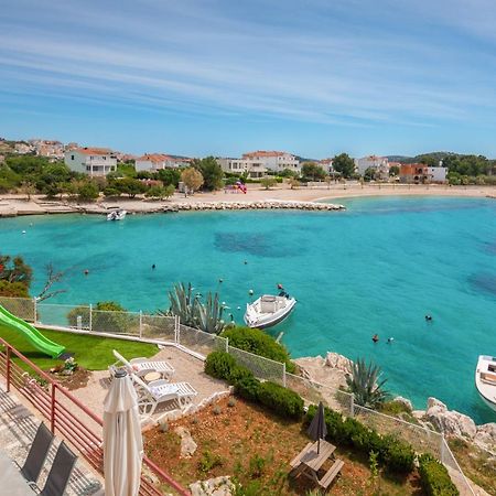 Apartments Villa Zrinka - Last Season Ever! 罗戈兹尼察 外观 照片