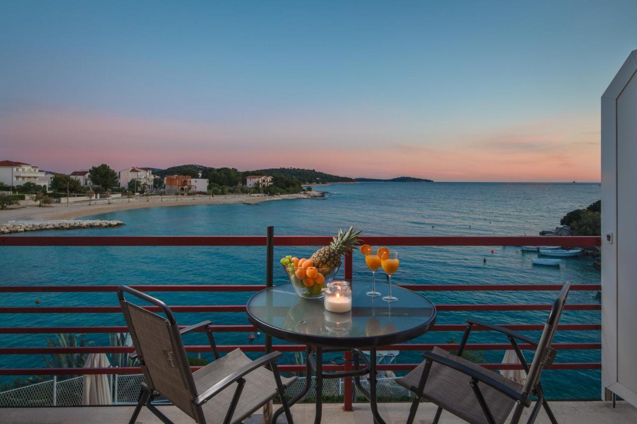 Apartments Villa Zrinka - Last Season Ever! 罗戈兹尼察 外观 照片