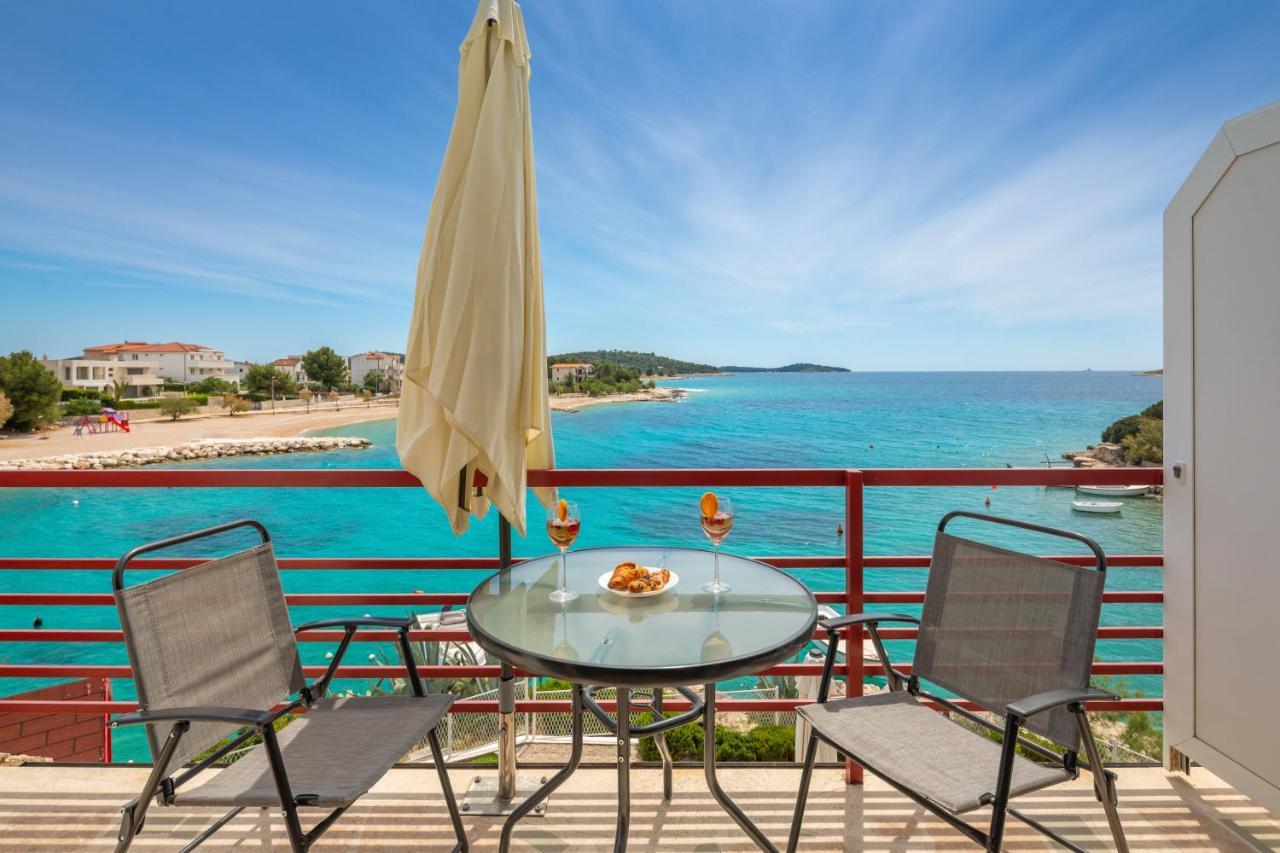 Apartments Villa Zrinka - Last Season Ever! 罗戈兹尼察 外观 照片