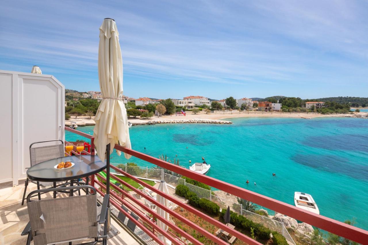 Apartments Villa Zrinka - Last Season Ever! 罗戈兹尼察 外观 照片