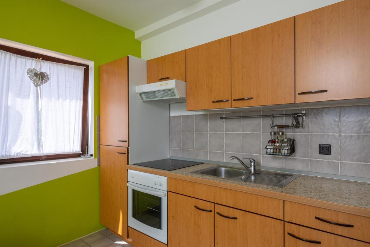Apartments Villa Zrinka - Last Season Ever! 罗戈兹尼察 外观 照片