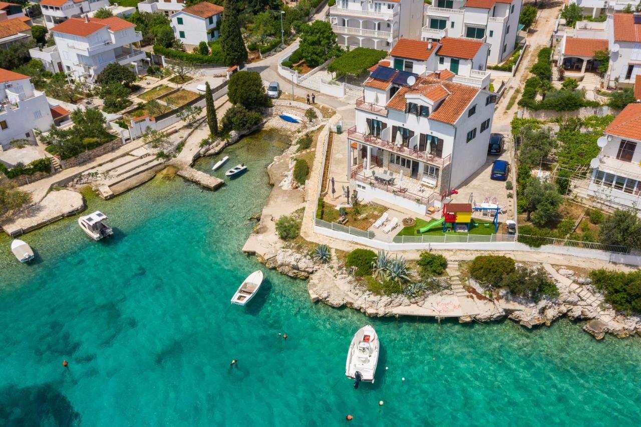 Apartments Villa Zrinka - Last Season Ever! 罗戈兹尼察 外观 照片