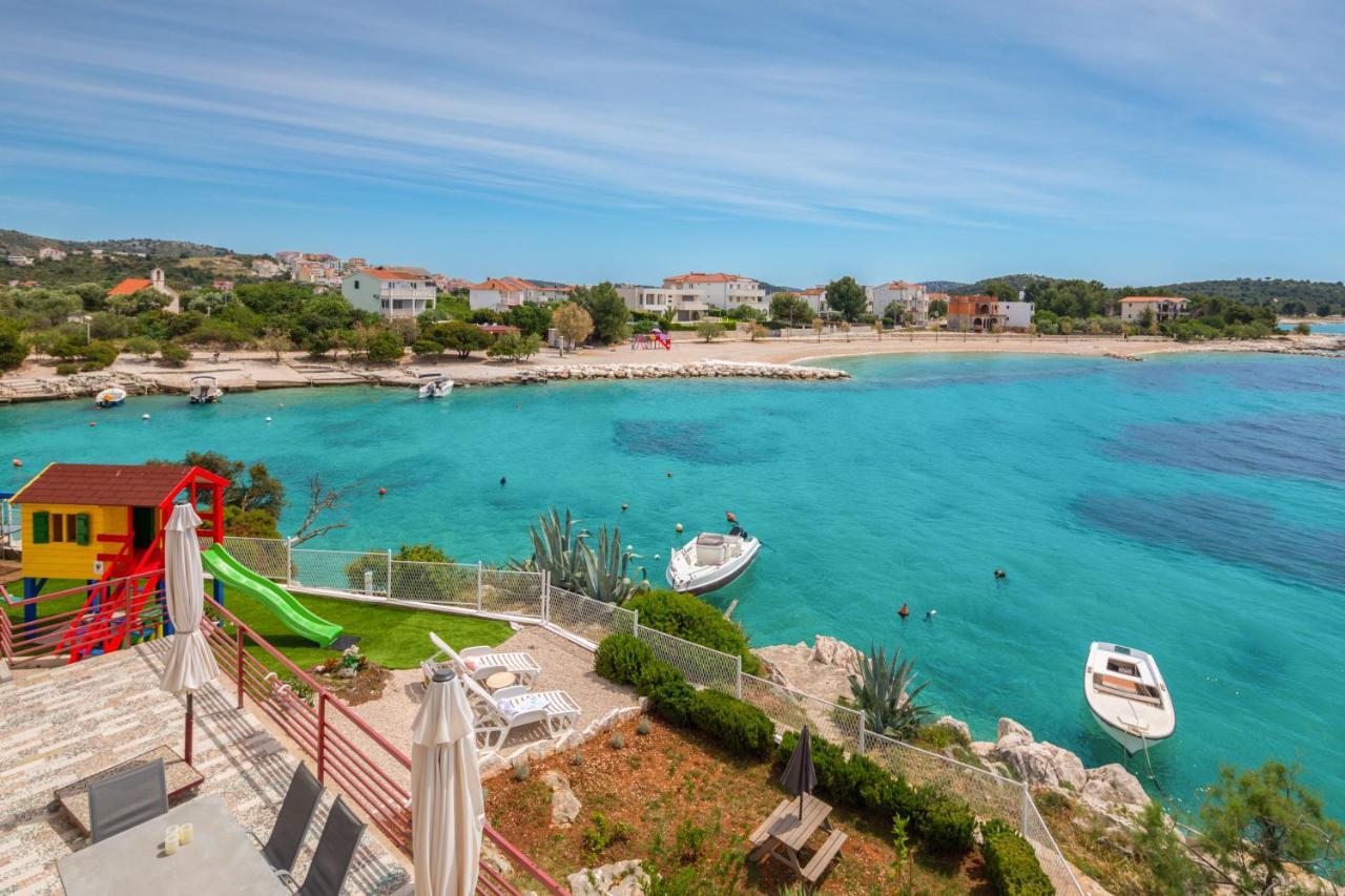 Apartments Villa Zrinka - Last Season Ever! 罗戈兹尼察 外观 照片