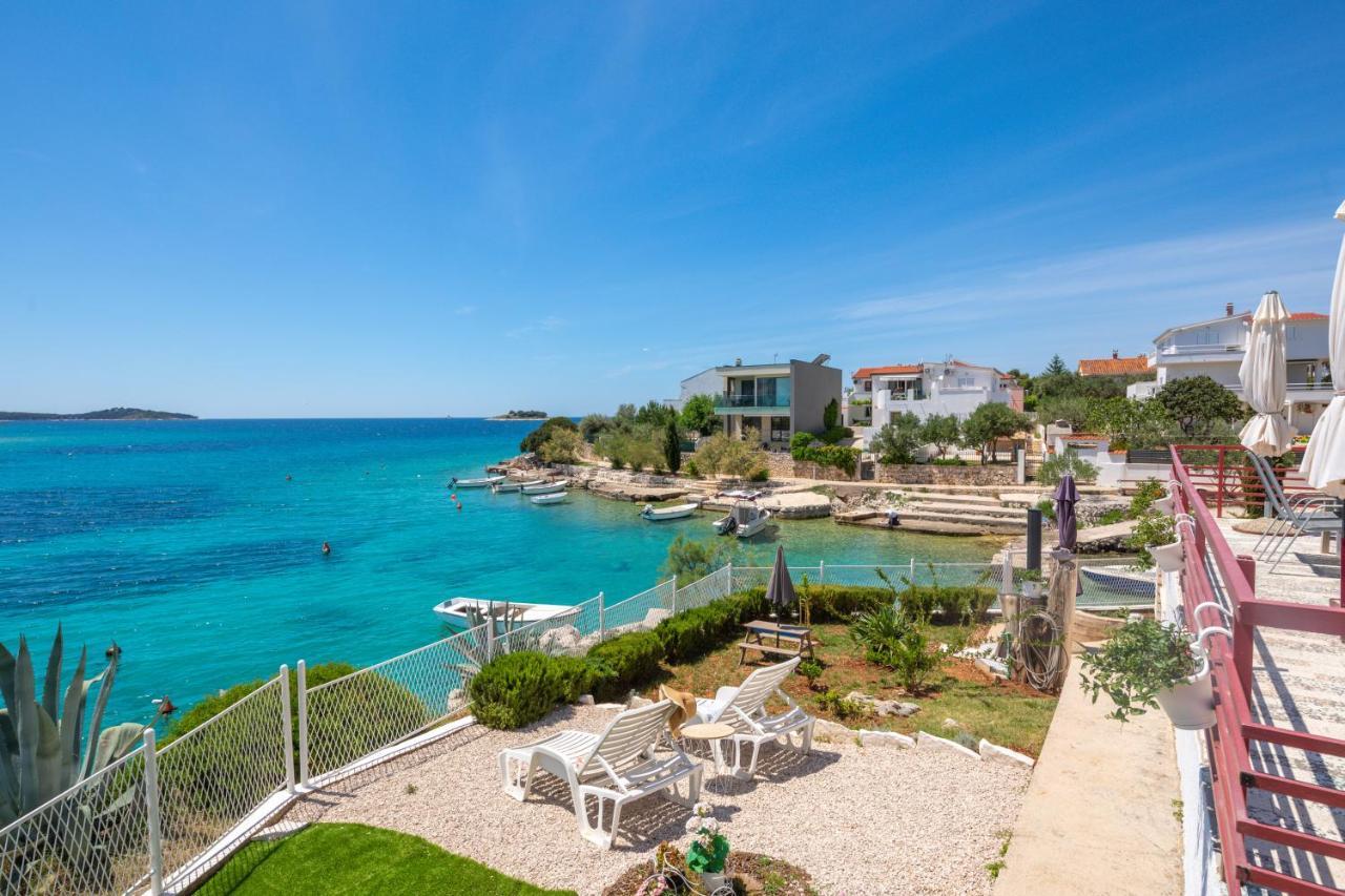 Apartments Villa Zrinka - Last Season Ever! 罗戈兹尼察 外观 照片